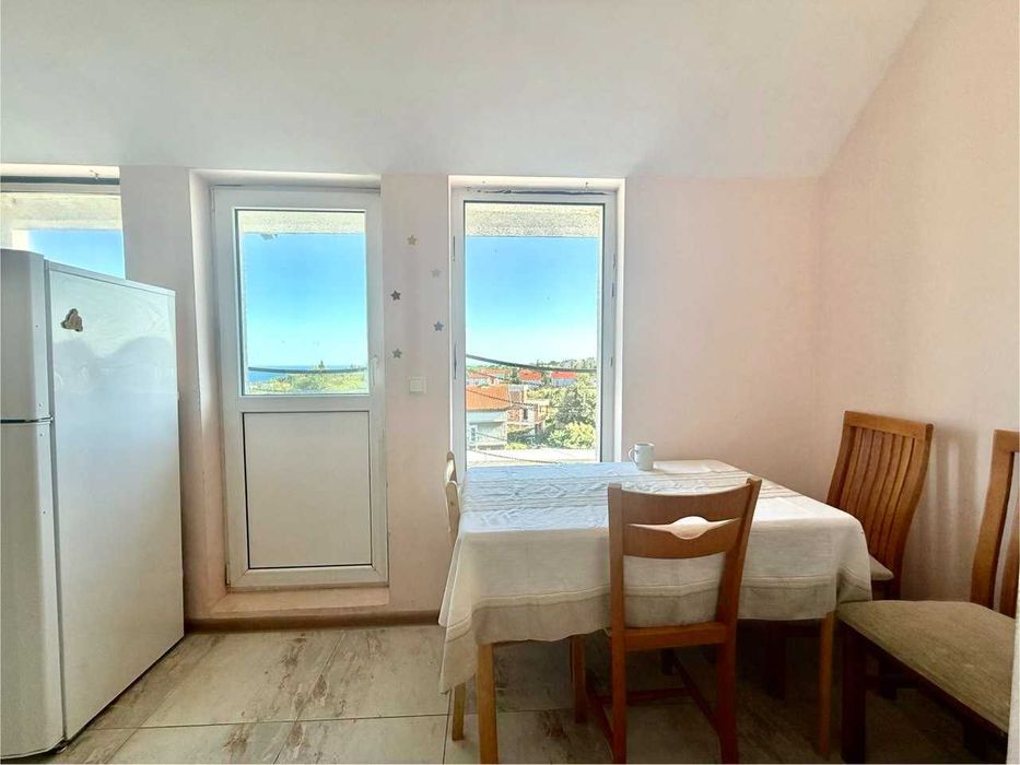 Продава се Тристаен апартамент в Варна, Галата - 87 кв.м за 1298 €/кв.м - Снимка #3
