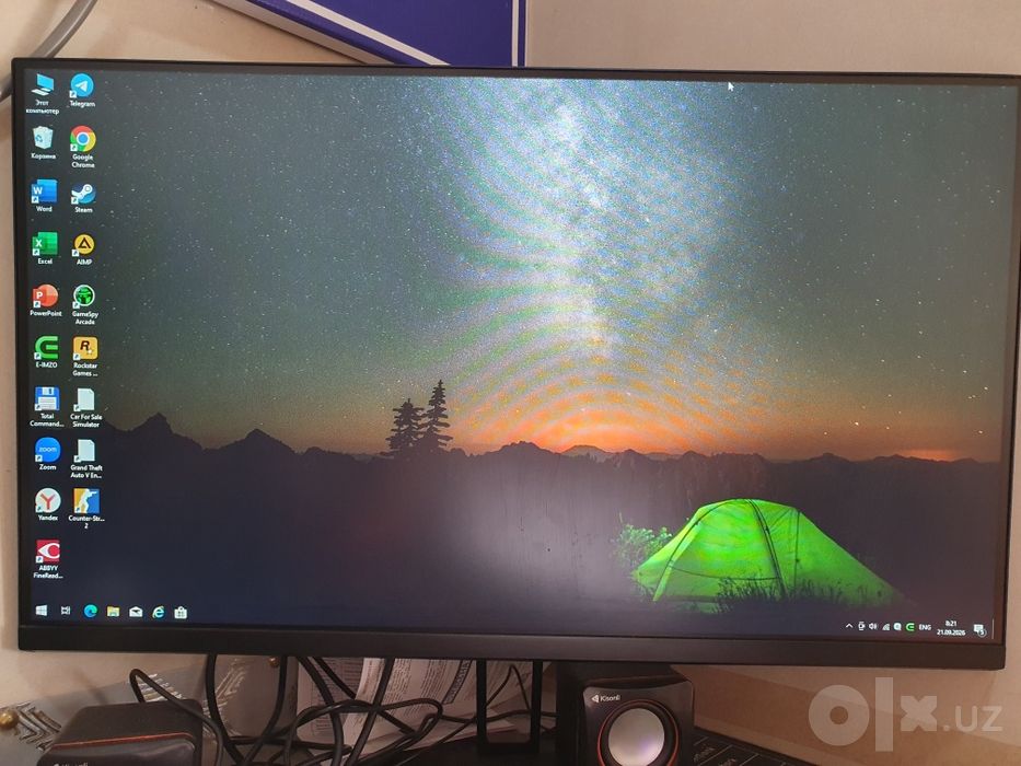 Kompyuter sistemniy blok monitor klaviatura mishka