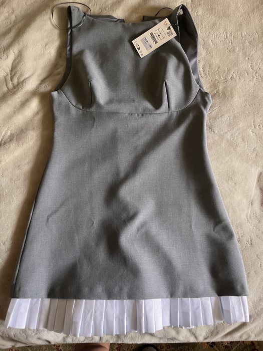 Платье Zara новое