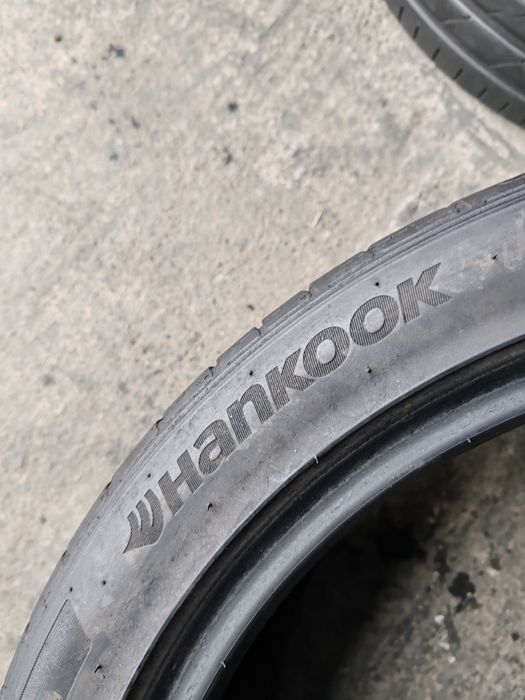 2 anvelope 255 40 20