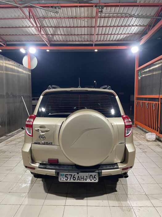 Продам RAV4 в отличном состяний