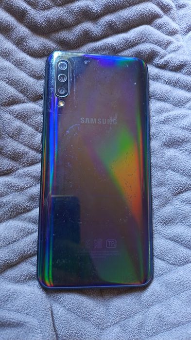 Продам Samsung А50