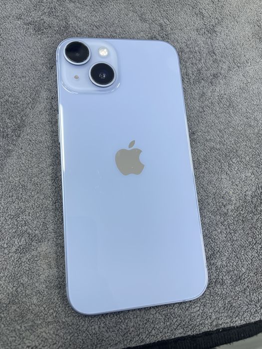 Iphone 14 blue blue