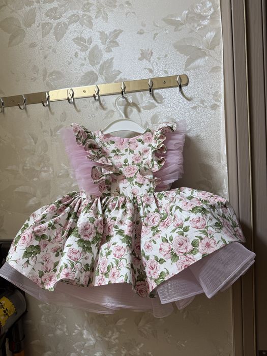 Продам платье на годик