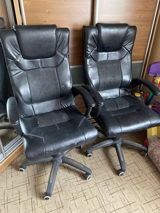 Офисные кресла , кож зам и текстиль