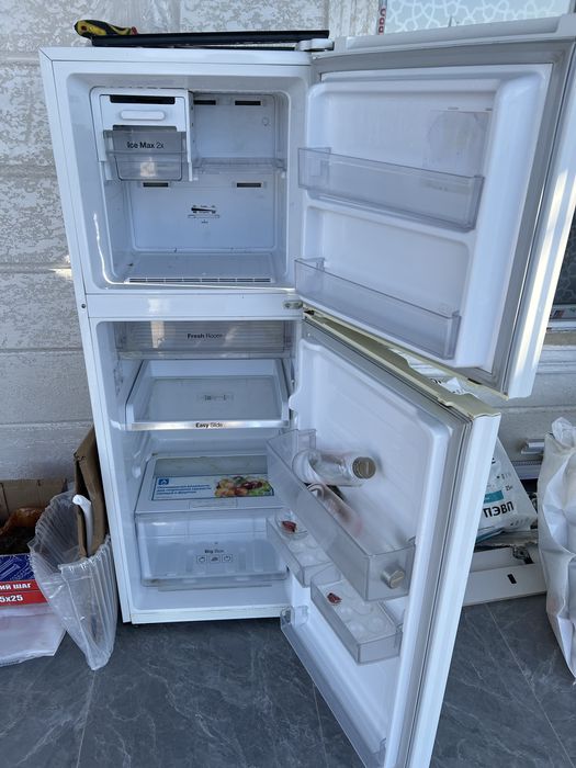 Холодильник на запчасти