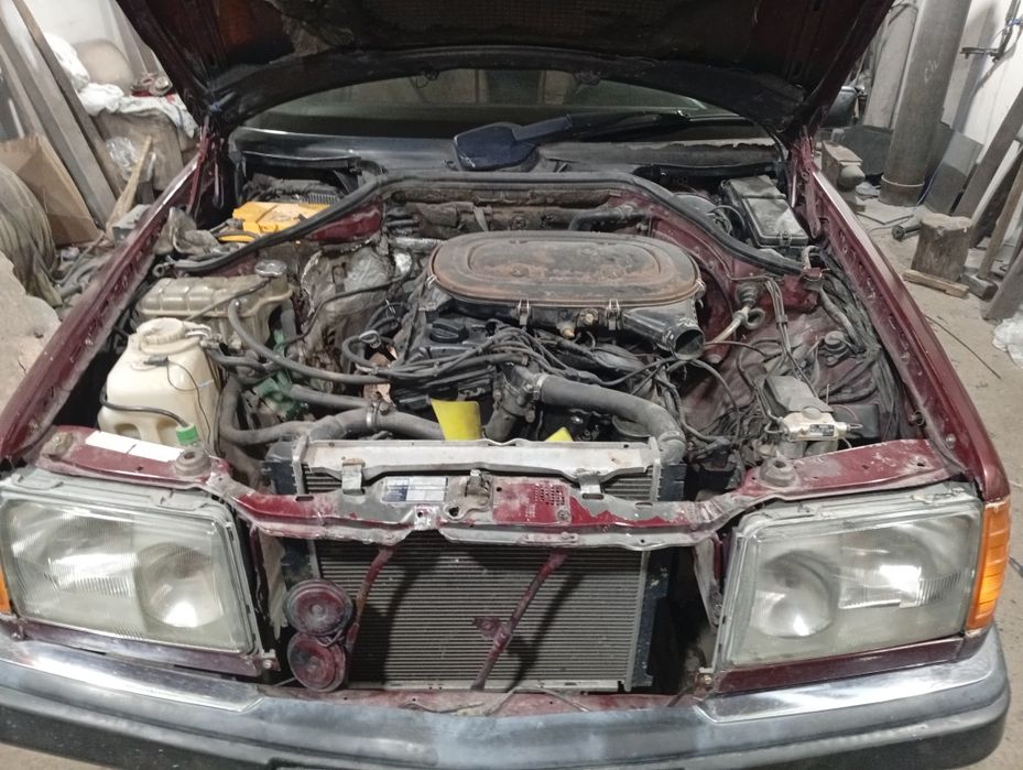 Продам Мерседес 124