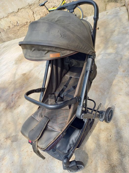 Коляска для детей 30000