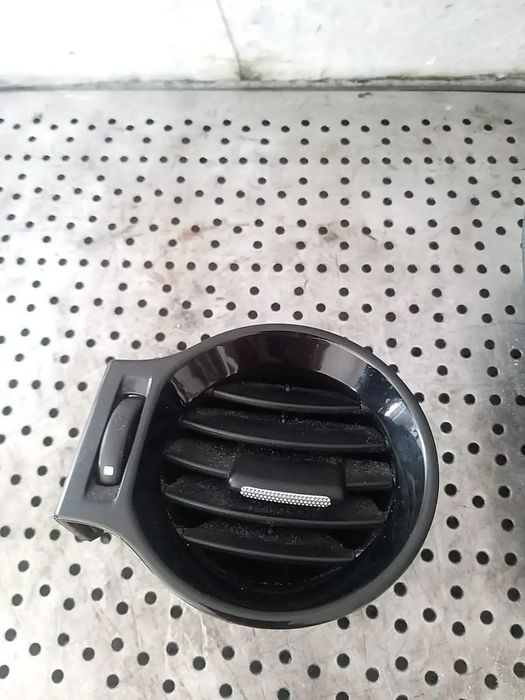 Grila ventilatie aer stanga bord renault koleos 1 hy 68761jy00