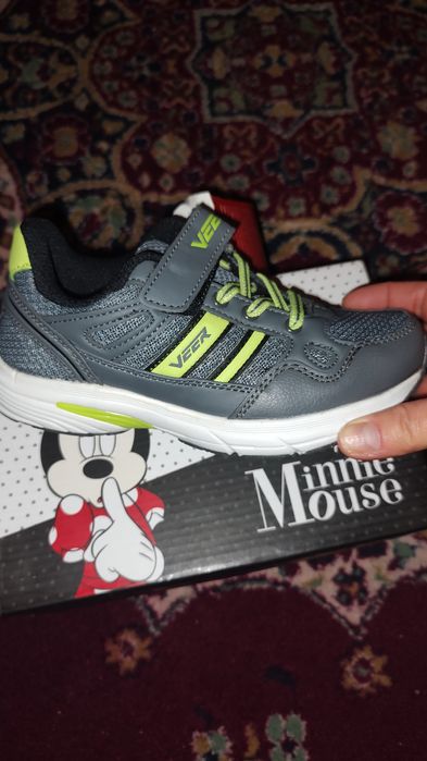 Adidasi Veer marimea 32