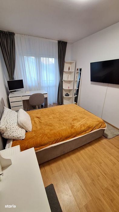 !!! 4 Camere...et 1 ...decomandat... Complexul Studentesc