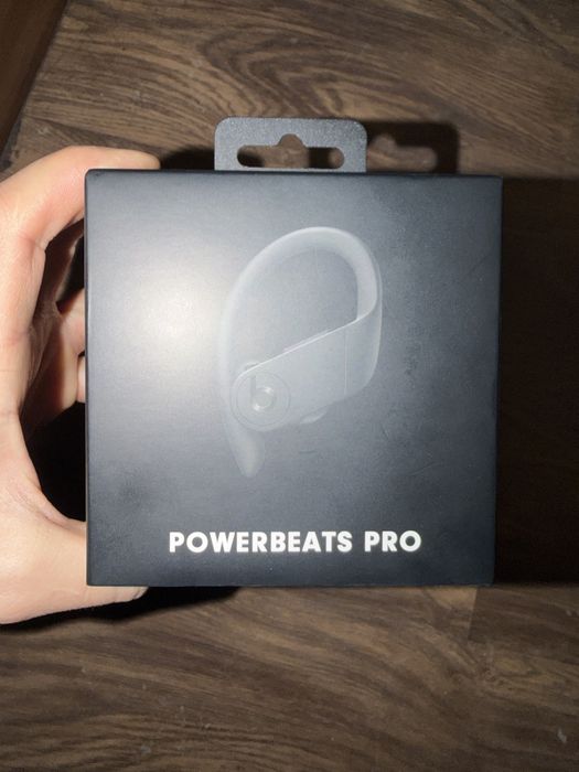 Продам наушники новые