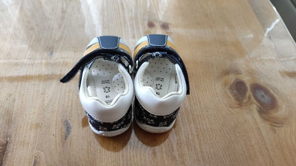 GEOX бебешки сандали