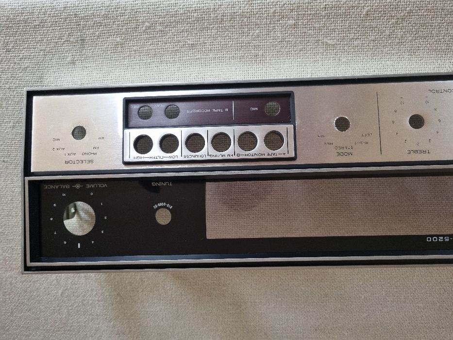 Panou frontal Kenwood. Perfecta stare.