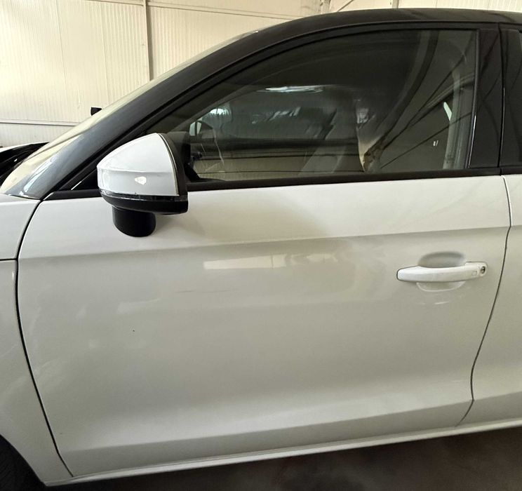 Usa stanga Audi A1 2016