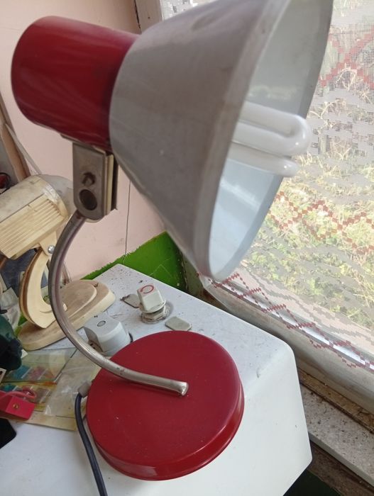 Lampa de birou made in Romania
