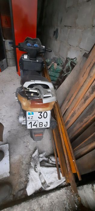 Скутер 150 кубов