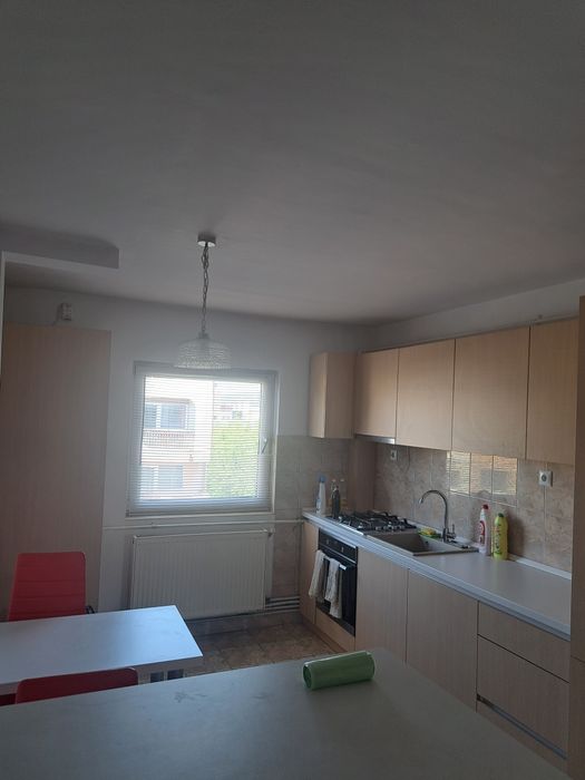 Se cauta coleg de apartament