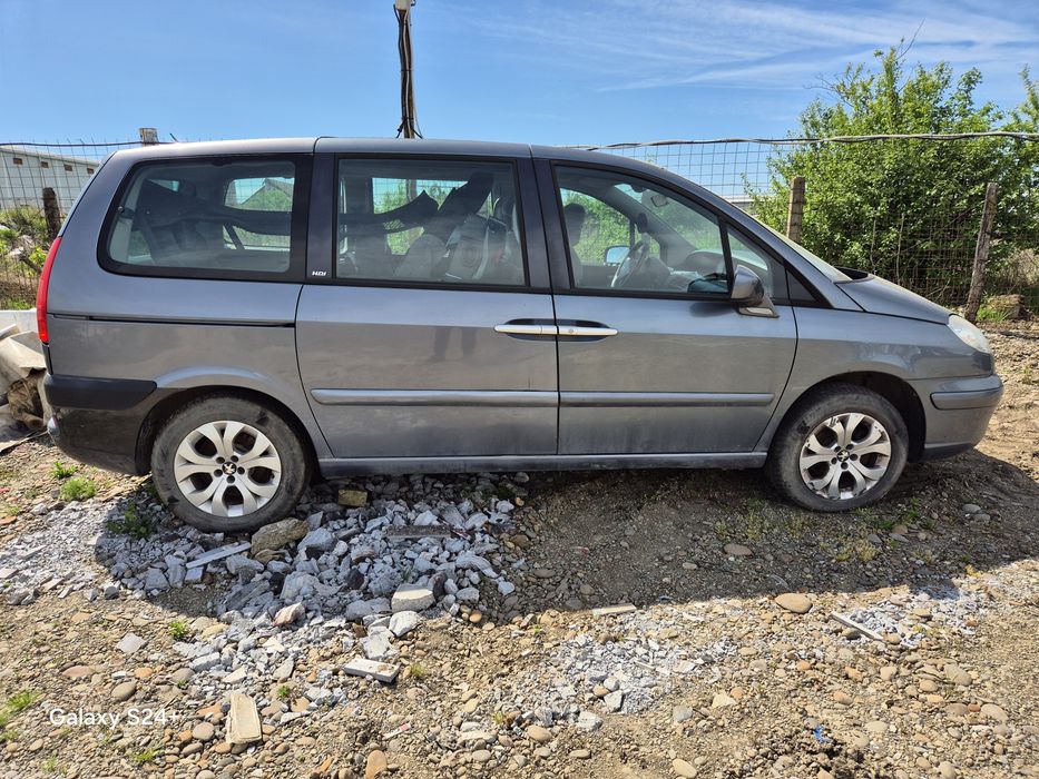 Dezmembram Peugeot 807  2.2 HDI cod motor 4HW
