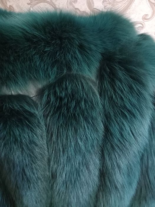 Естествен косъм,  С размер . Два цвята.