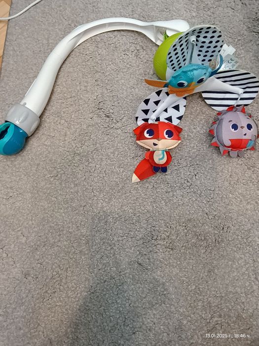 Въртележка за легло Tiny Love