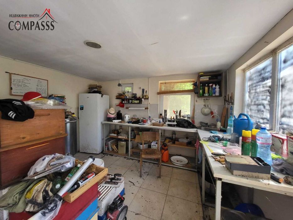 с. Кардам, обл. Добрич, Къща и работилница  – 70000евро!