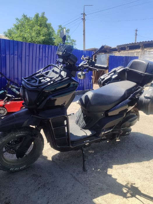 Продаю Скутер Tank X7