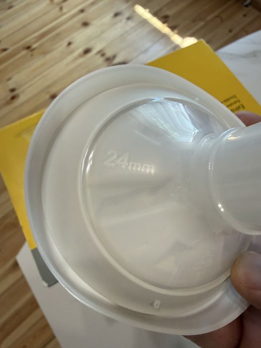 Двойна двуфазна помпа за кърма Medela - Swing Maxi + БОНУС