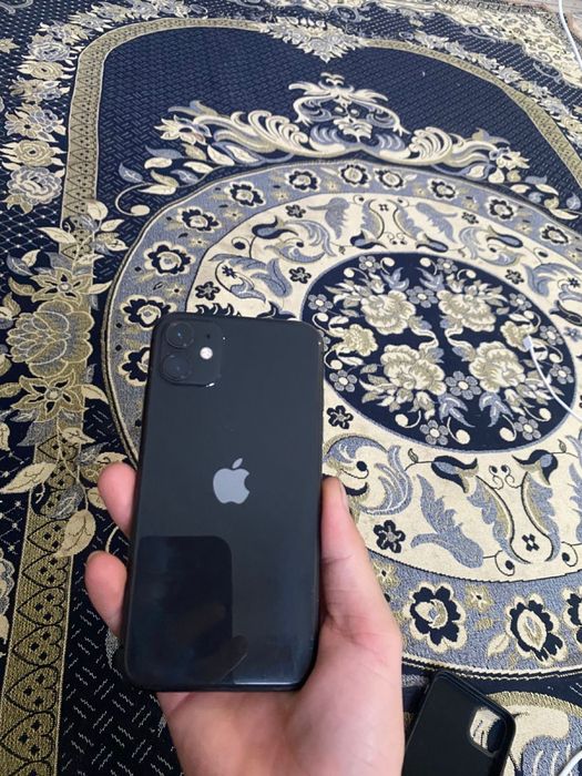 Айфон 11 сатылады