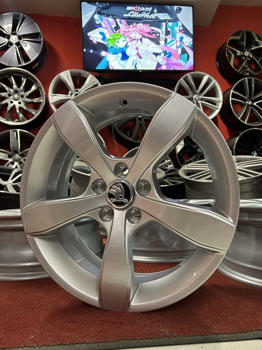 15 цола 5х100 Audi A1 A3 VW Polo Golf 4 Skoda Scala  Fabia Rapid Нови
