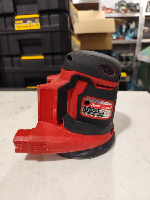 Акумулаторен ексцентър шлайф Милуоки Milwaukee M18
