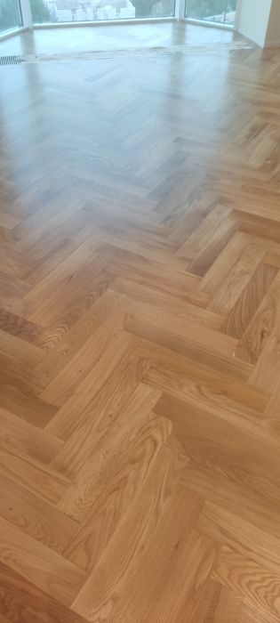 Укладка паркета.