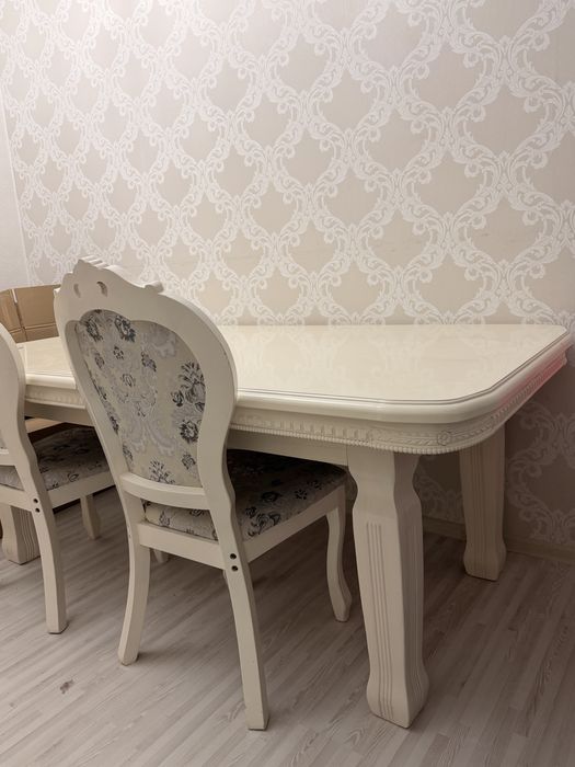 Стол со стульями 11 штук