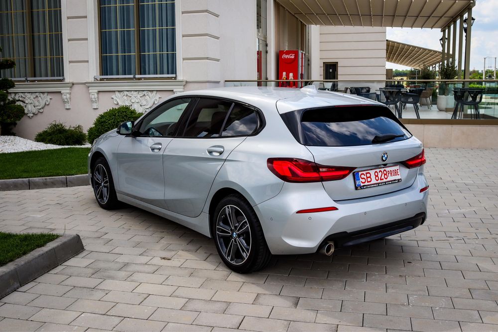 BMW 1 Series 2020 — imagine 4