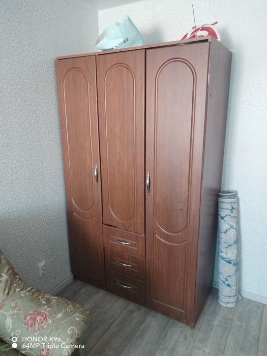 Продам шкаф в пленки