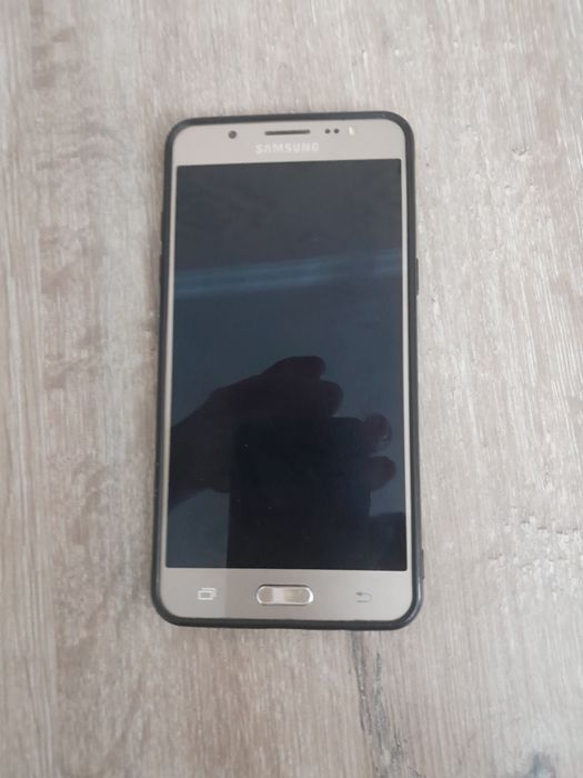 Продам телефон  Самсунг