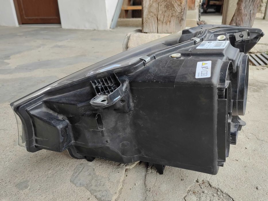 Фар BMW X3 F25 X4 F26 Xenon десен / Фар БМВ Х3 Ф25 Х4 Ф26 / Фар BMW F25 F26 Оригинален