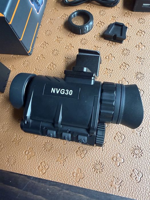 Дигитален нощен прицел/монокуляр NVG 30 (Пълен комплект + екстри)