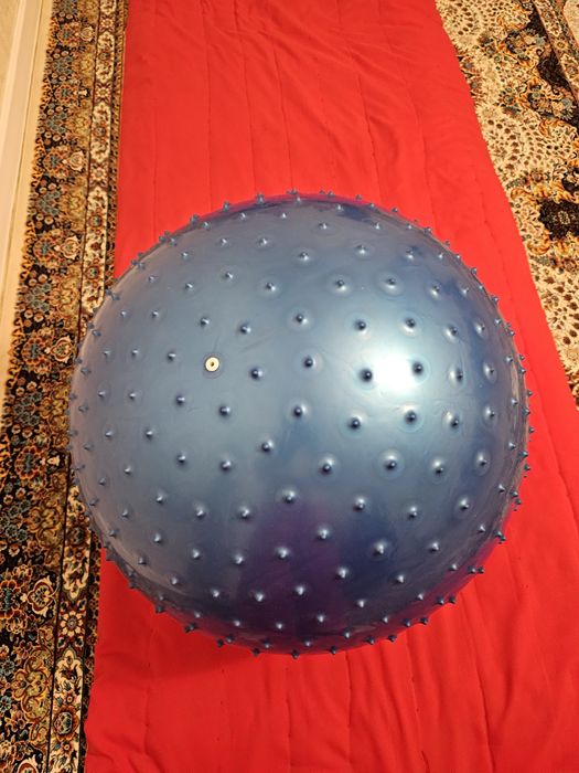 Мяч фитбол для массажа