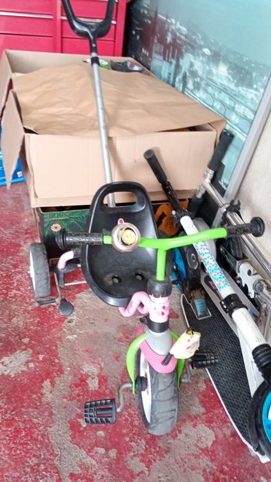 Trotinete și bicicletă pentru copii sau adulți