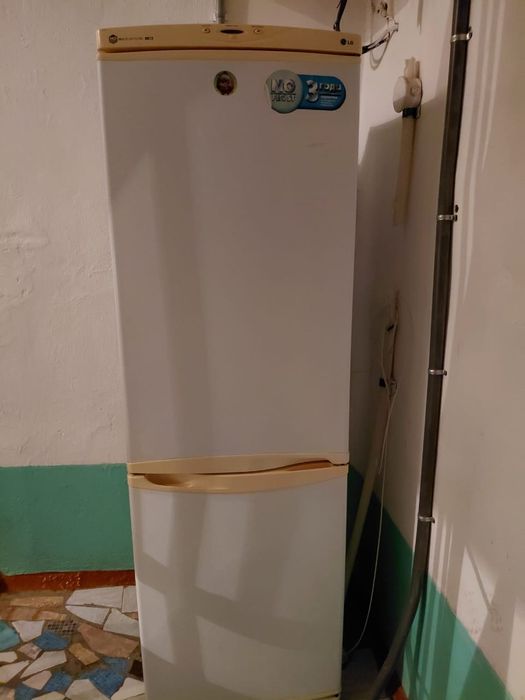 Холодильник хорошем состаянии