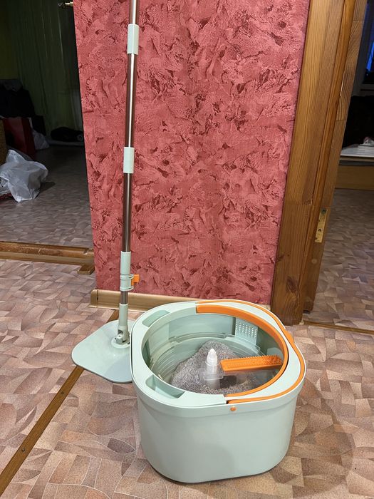 Швабра для пола с отжимом