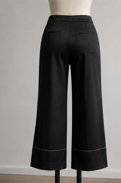 Pantaloni 3/4 stradivarius