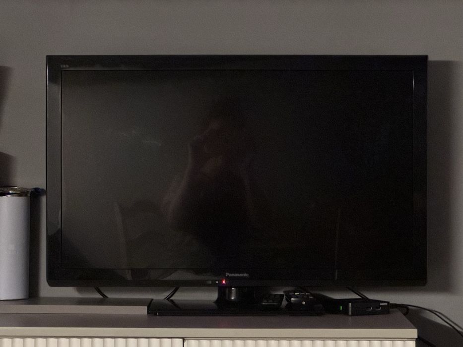 Телевизор Panasonic б/у в хорошем состояний