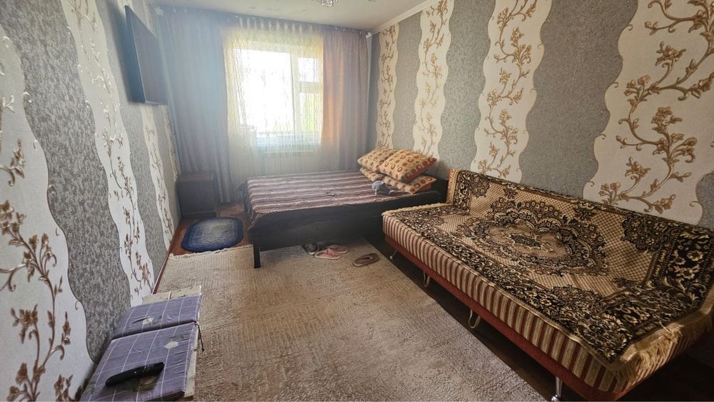 Квартира 2-х комнатная Женис 15