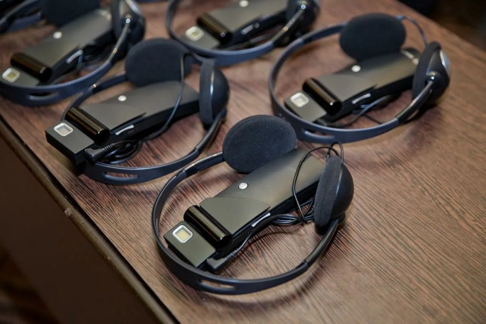 BOSCH - цифровая система синхронного перевода (синхронный перевод)