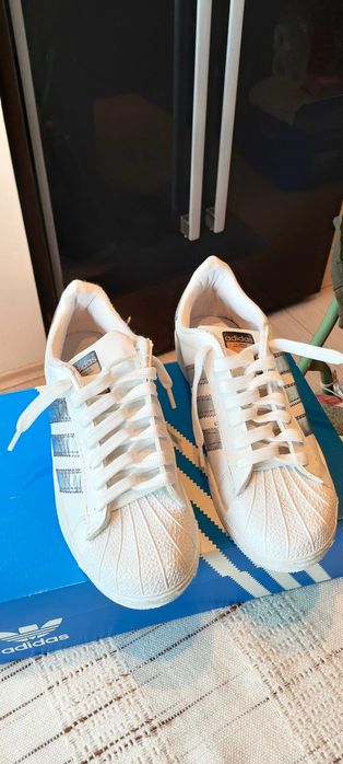 Adidas маратонки