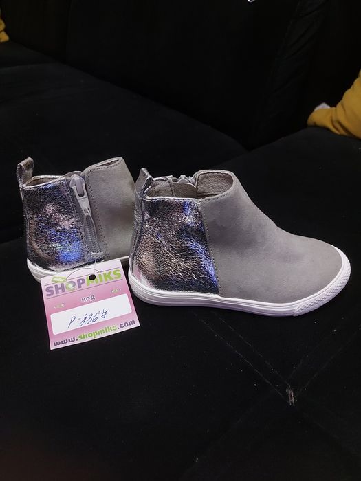 Кокетни момичешки  боти