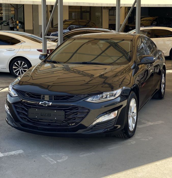 Срочно! Малибу сотилади!