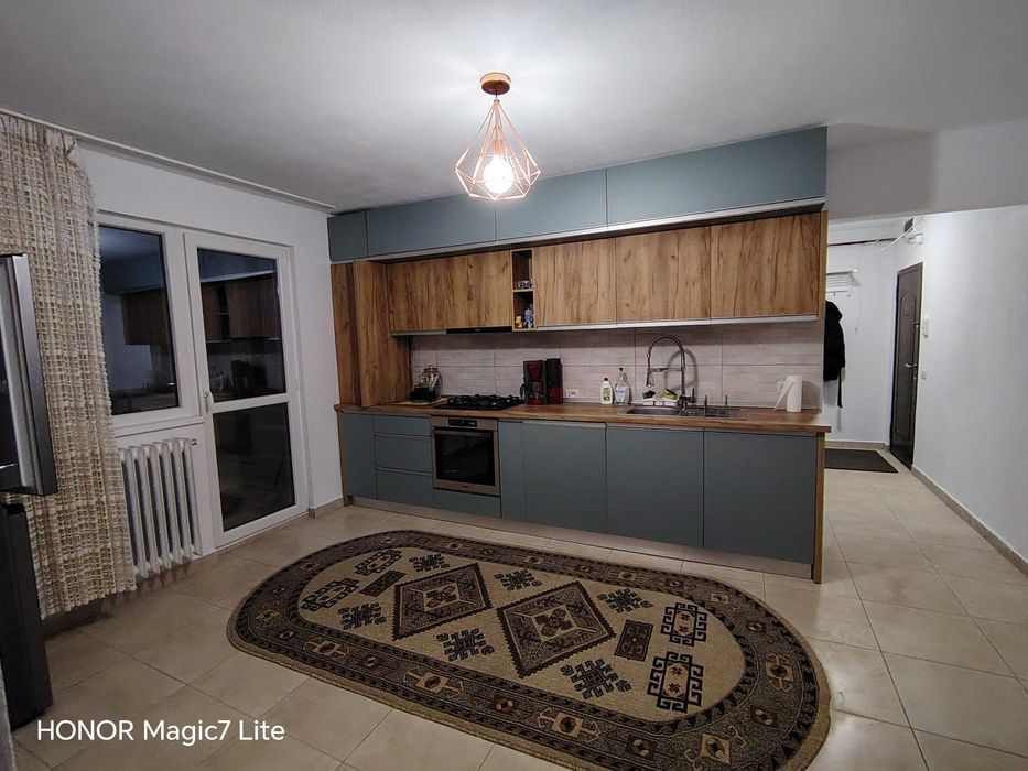 Inchiriez apartament cu 2 camere in zona Garii